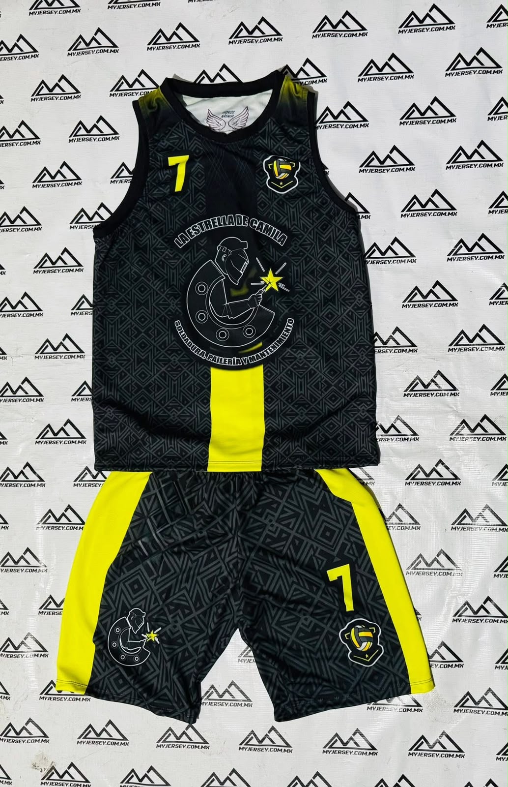 PORTAFOLIO UNIFORMES BASKETBALL